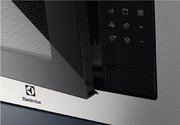 Встраиваемая микроволновая печь Electrolux EMS4253TEX фото 3 в Тюмени