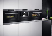 Духовой шкаф AEG KMR761000W фото 4 в Тюмени