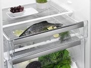 Холодильник Electrolux EN3889MFW фото 3 в Тюмени