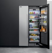 Встраиваемый холодильник Signature Kitchen Suite SKSCR2411P фото 3 в Тюмени