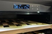 Мультитемпературный винный шкаф EuroCave S-LAPREM-L SLP-1011-L фото 2 в Тюмени