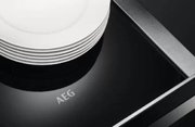 Встраиваемый ящик для подогрева посуды AEG KDE911424B фото 3 в Тюмени