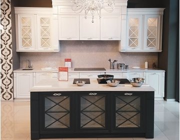 г. Краснодар, ул. Буденного, 129 (вход на пересечении улиц Калинина и Рашпилевской)