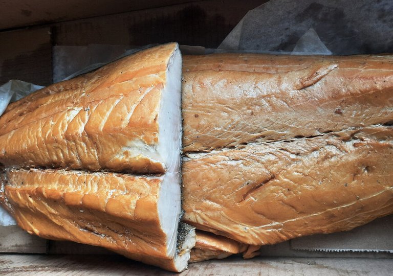 Можно ли, как и сколько хранить масляную рыбу в холодильнике?