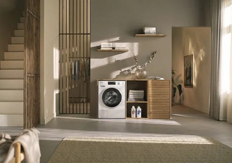 Обзор стиральной машины с фронтальной загрузкой Miele WEA025 WCS Active Обзор стиральной машины с фронтальной загрузкой Miele WEA025 WCS Active