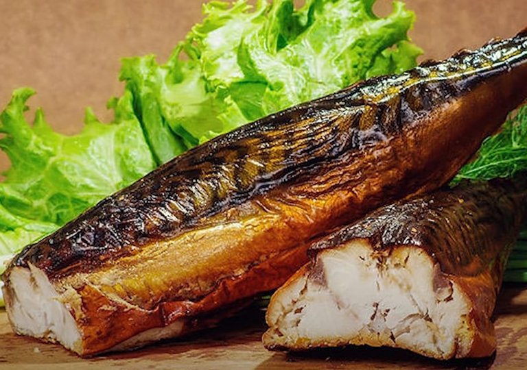 Можно ли, как и сколько хранить скумбрию в холодильнике