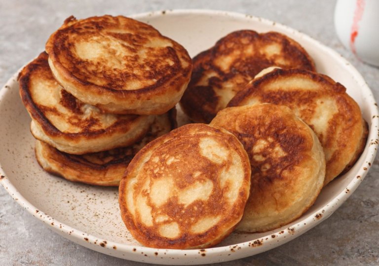 Можно ли, как и сколько хранить оладьи в холодильнике?