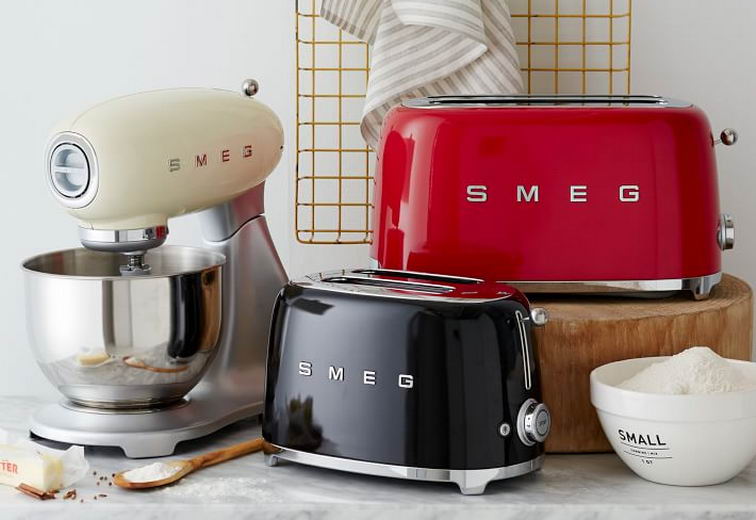 Техника Smeg в интерьере кухни