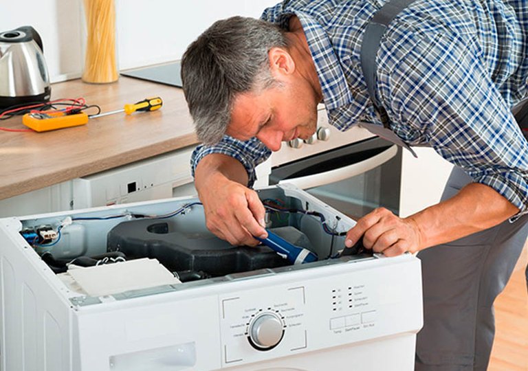 Как разобрать стиральную машину?