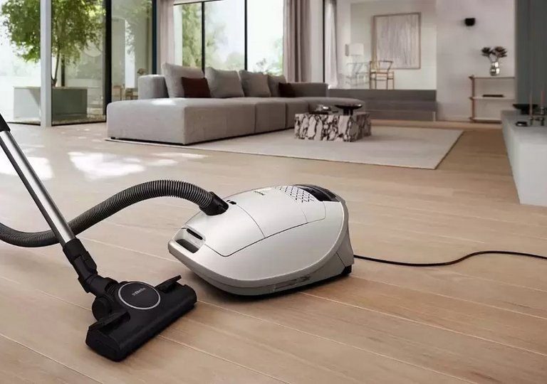 Рейтинг лучших пылесосов 2026 года по цене, качеству и надежности Рейтинг лучших пылесосов 2026 года по цене, качеству и надежности